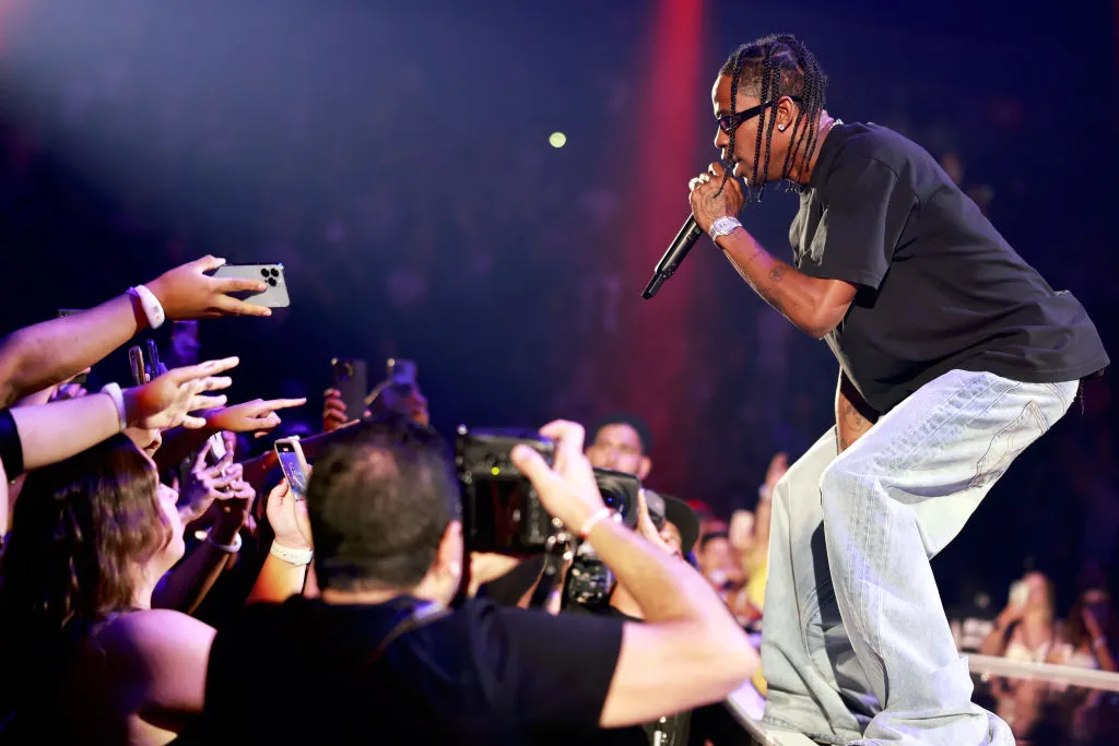 Travis Scott And A Fan Perform Sweet Sweet Together